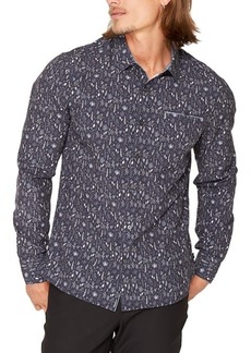 7 Diamonds Golden Age Leaf Print Performance Button-Up Shirt in Black at Nordstrom