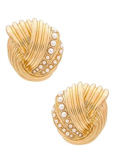 8 Other Reasons Knotted Stud Earring