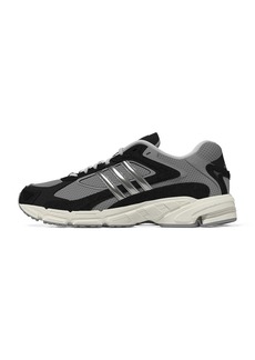 adidas Originals Response CL Sneakers