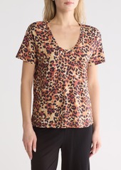 AG Adriano Goldschmied AG Henson Animal Print Stretch Cotton Tee in Untamed Camo Cognac at Nordstrom Rack