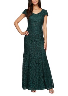 Alex Evenings Lace V-Neck Fit & Flare Gown in Hunter Grn at Nordstrom