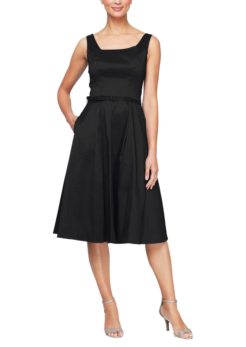 Alex Evenings Women's Short Sleeveless Party Dress with Pockets