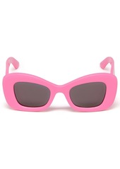 Alexander McQueen Bold cat eye-frame sunglasses