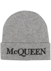 Alexander McQueen embroidered-logo ribbed beanie