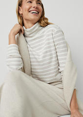 Ann Taylor Petite Weekend Turtleneck