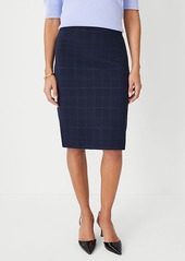 Ann Taylor Plaid Pull On Pencil Skirt