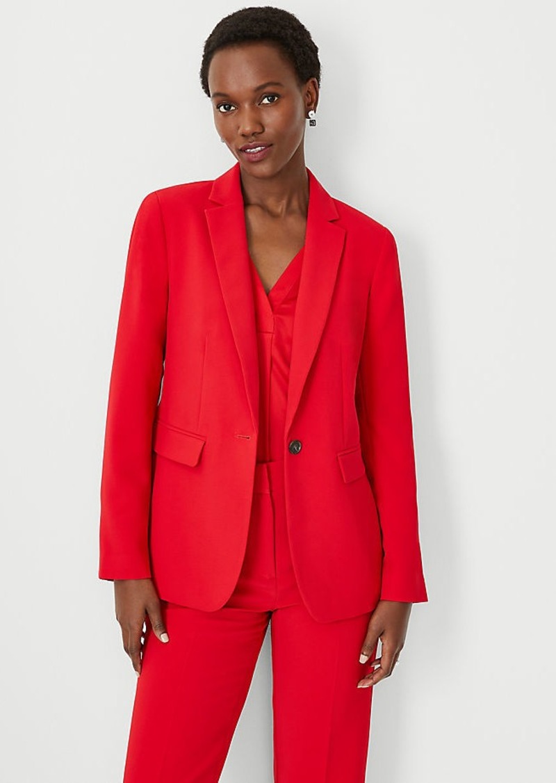 Ann Taylor The Long Fitted Notched One Button Blazer in Fluid Crepe