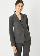 Ann Taylor The Notched Two Button Blazer in Seasonless Stretch