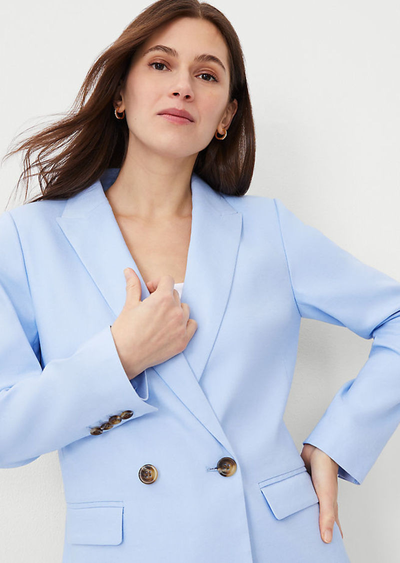 Ann Taylor The Petite Oversized Peak Lapel Blazer in Linen Twill