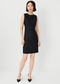 Ann Taylor The Petite Seamed Fitted Shift Dress in Linen Twill