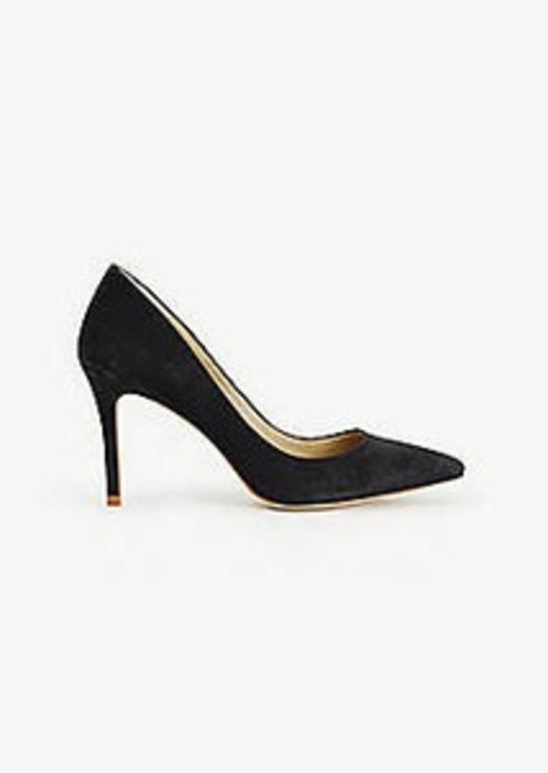 ann taylor suede pumps