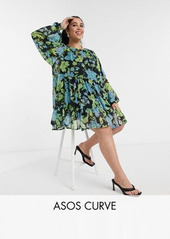 ASOS DESIGN Curve tiered smock mini dress in dark based floral