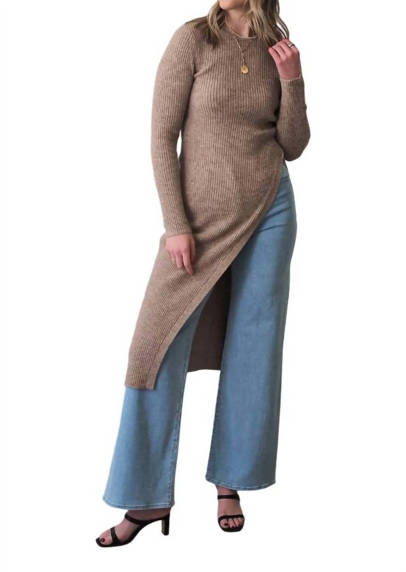 ASTR Bray Slit Sweater In Taupe