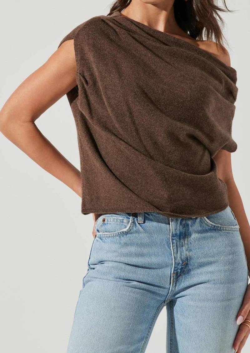 ASTR Devin One Shoulder Sleeveless Sweater In Brown
