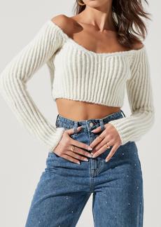 ASTR Mallory Cropped Sweater In Cream