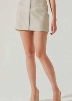 ASTR Tracy Faux Leather Zip Skirt In Ecru