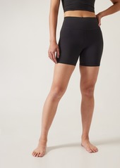 Athleta Transcend High Rise 5 Short