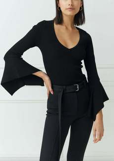 Autumn Cashmere Rib V Top With Rectangle Cuffs In Black