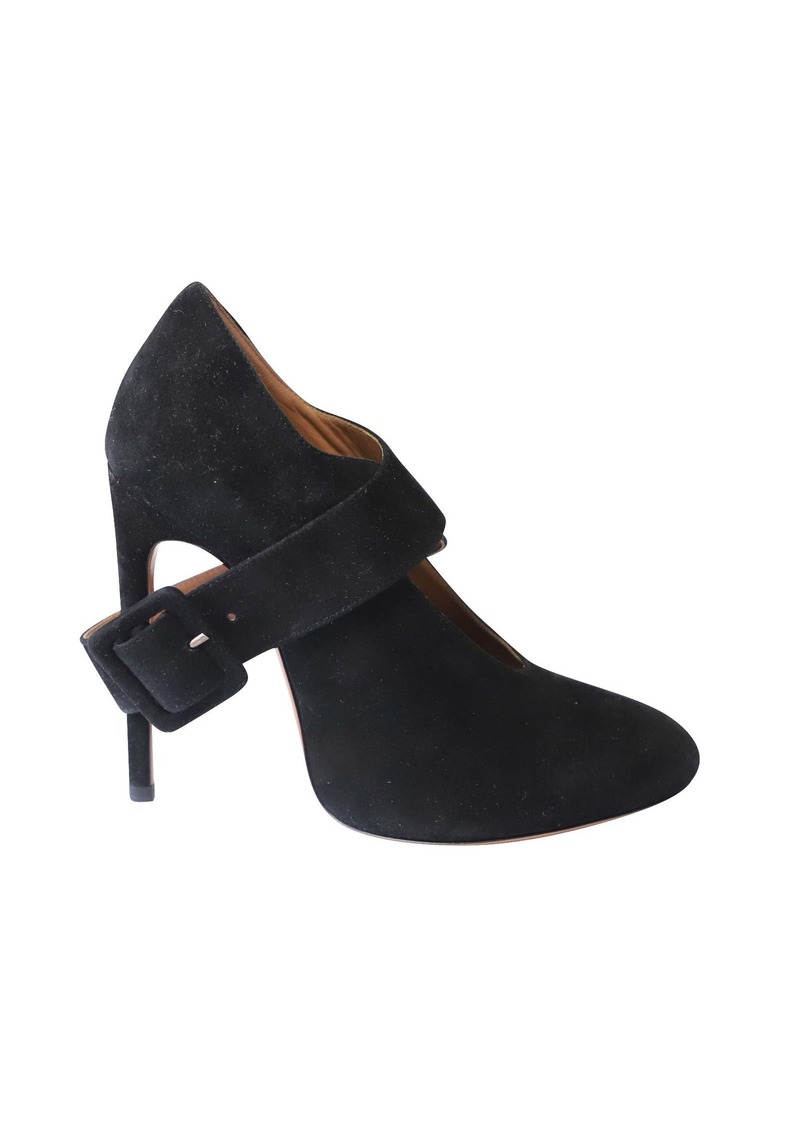 Azzedine Alaia Alaia Cross Strap Pumps in Black Suede