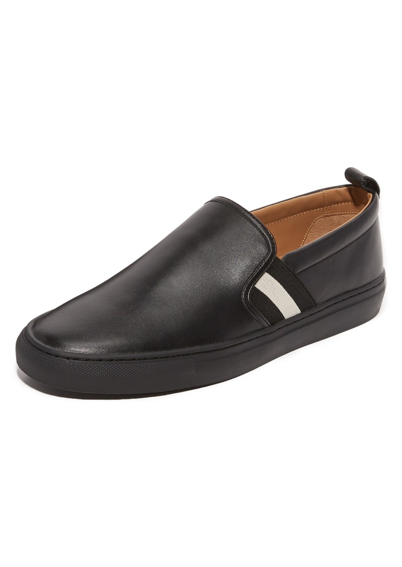 bally slip on