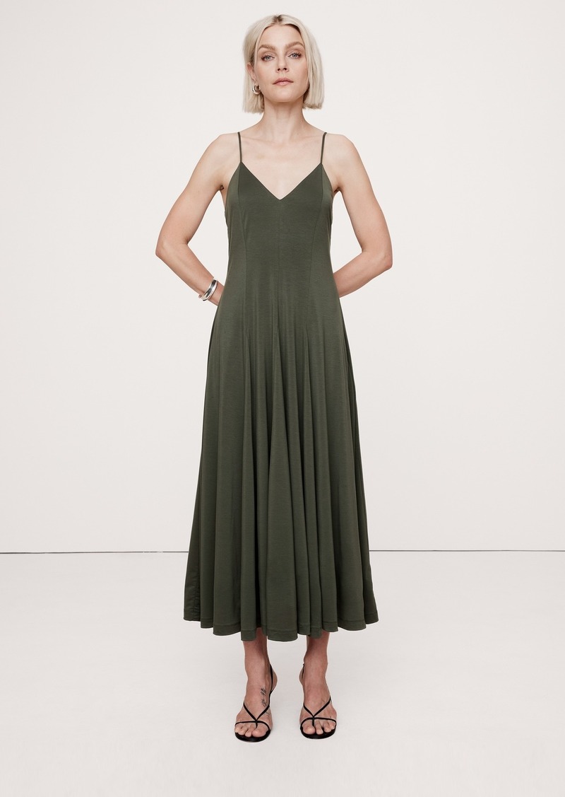 Banana Republic Drapey Jersey Godet Maxi Dress