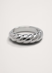 Banana Republic Ravena Scallop Ring Aureus + Argent