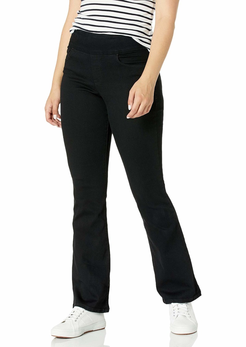 Bandolino Women's Theadora Tummy Toner Pull On Flare Leg Jean   Regular