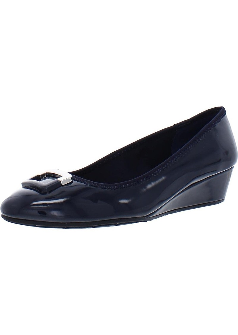 Bandolino Women's TAD Pump Medium Blue Patent PU