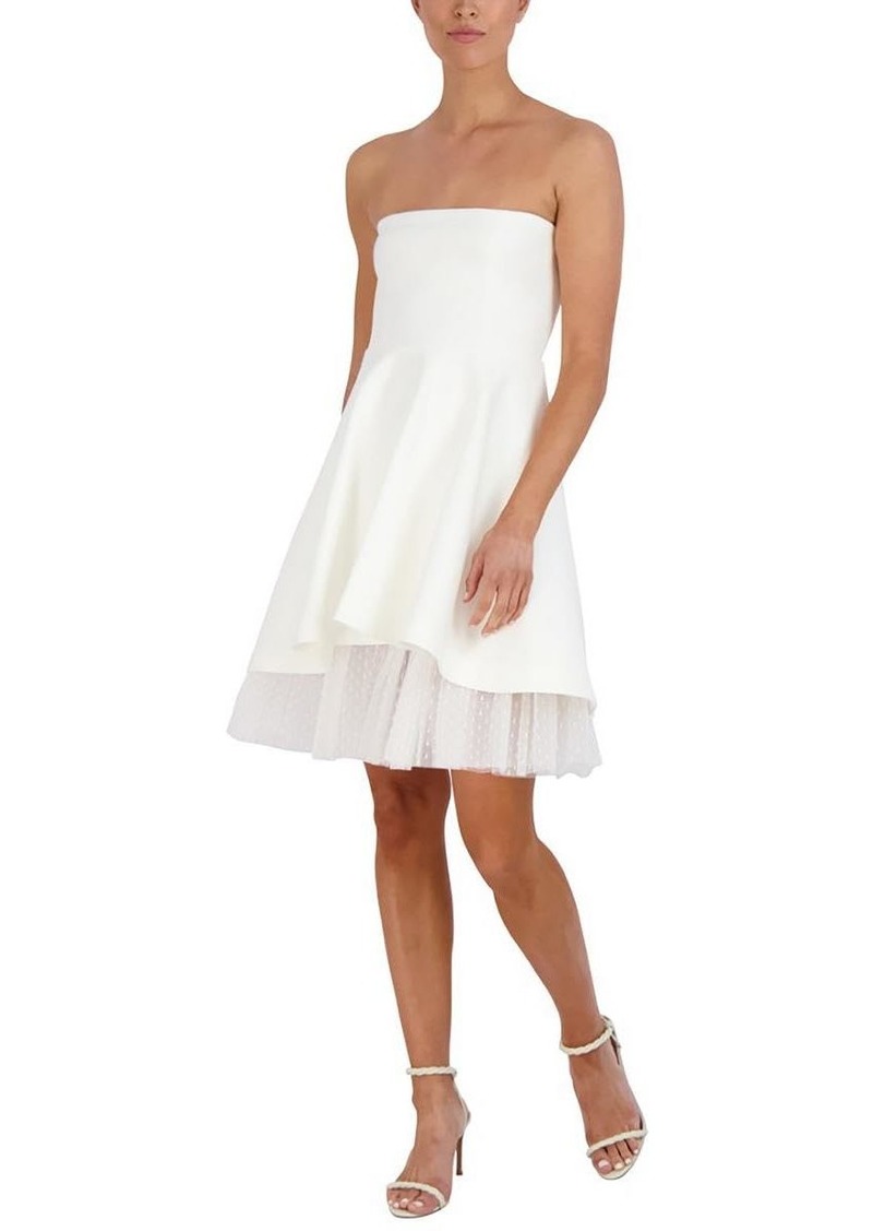 BCBG Max Azria BCBGMAXAZRIA Women's Strapless Short A Line Mini Evening Dress Straight Neck Tulle Underskirt Off White