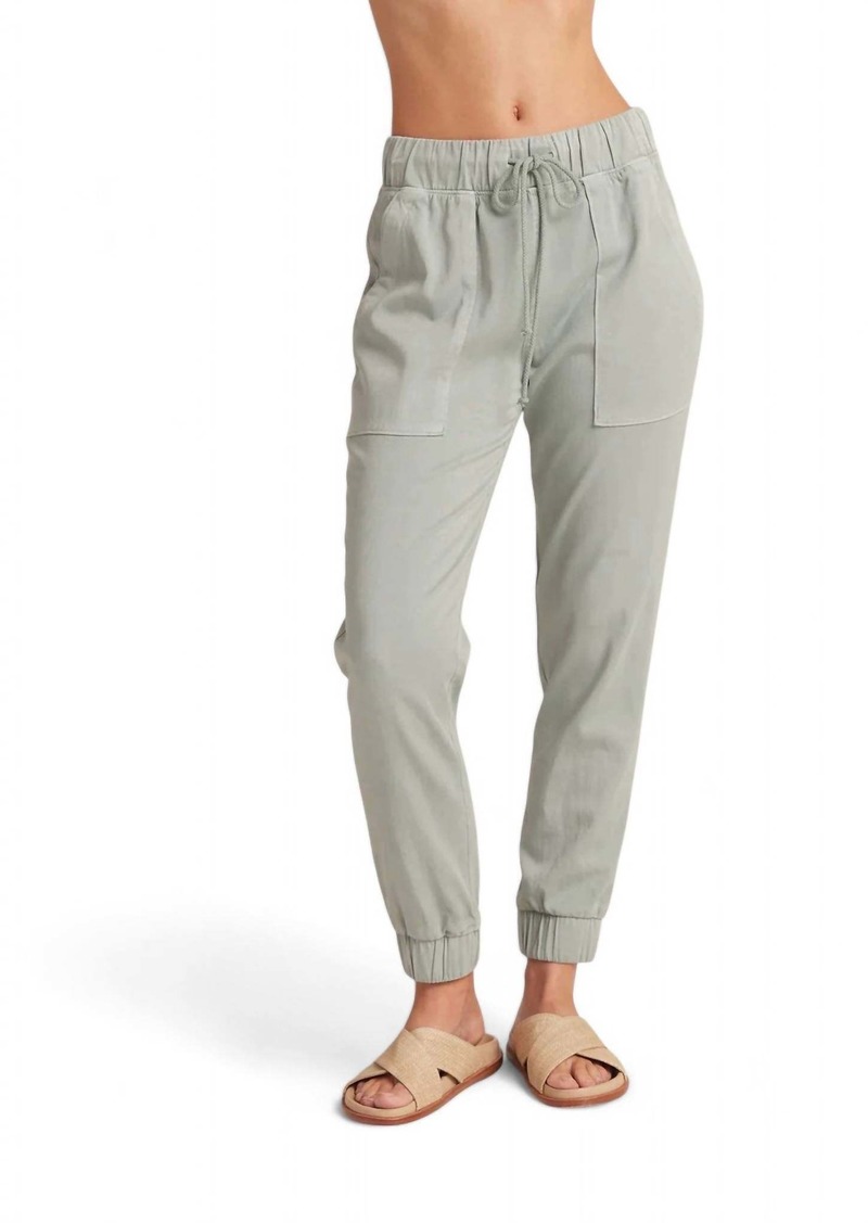 Bella Dahl Pocket Jogger In Oasis Green