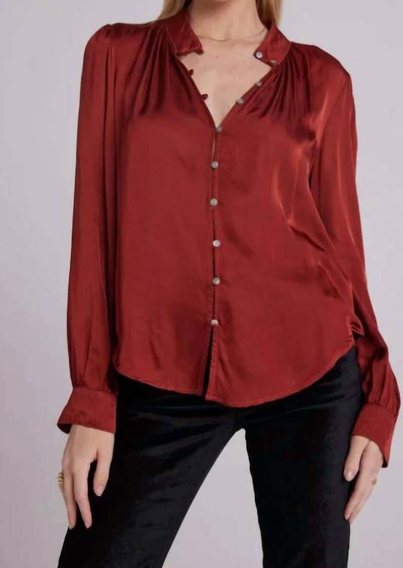 Bella Dahl Shirred Button Up Blouse In Warm Brandy