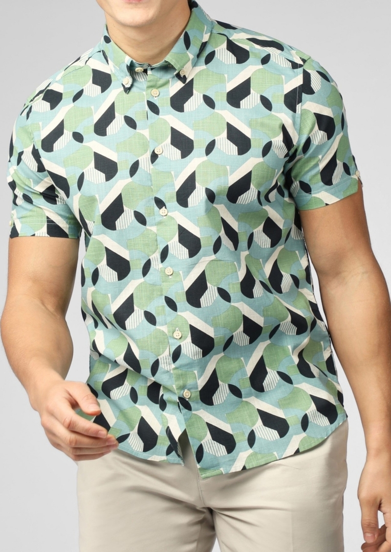 Ben Sherman Men's Art Deco Print Short Sleeve Shirt - Grass Green