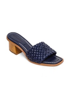 BERNARDO FOOTWEAR Woven Slide Sandal