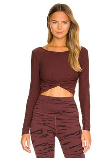 Beyond Yoga Featherweight Twist Of Fate Pullover