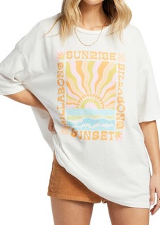 Billabong Sunrise to Sunset Oversize Cotton Graphic T-Shirt
