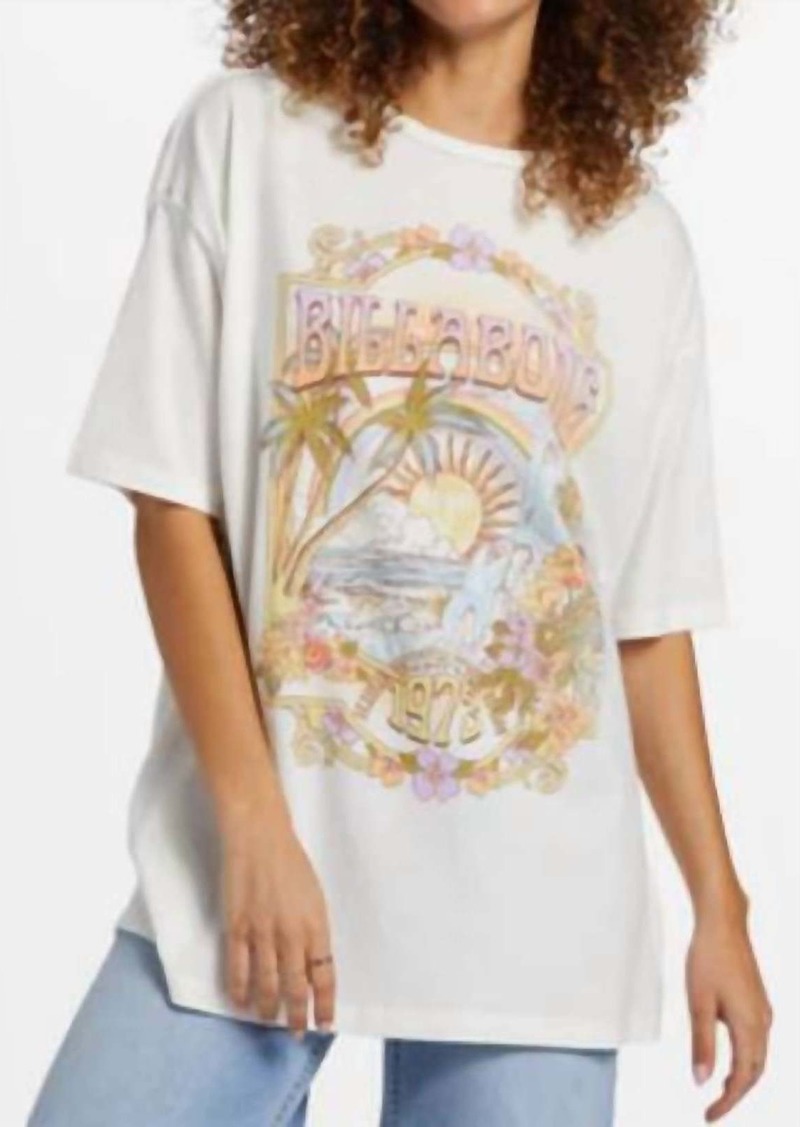 Billabong Golden Hour Tee In Scs