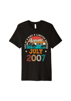 Born 17 Years Old Made In July 2007 Vintage 17th Birthday Gifts Premium T-Shirt
