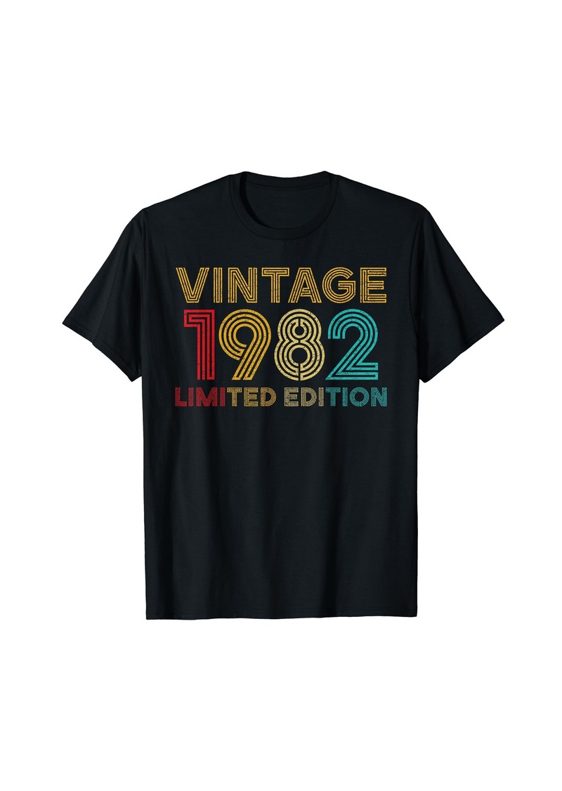 Born 40 Years Old Vintage 1982 Limited Edition 40th Birthday T-Shirt