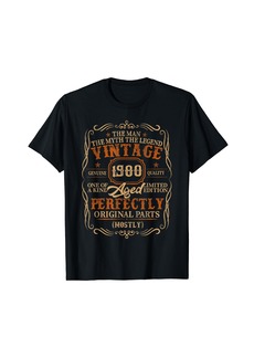 Born 44 Years Old Gifts Vintage Made In 1980 44th Birthday Party T-Shirt