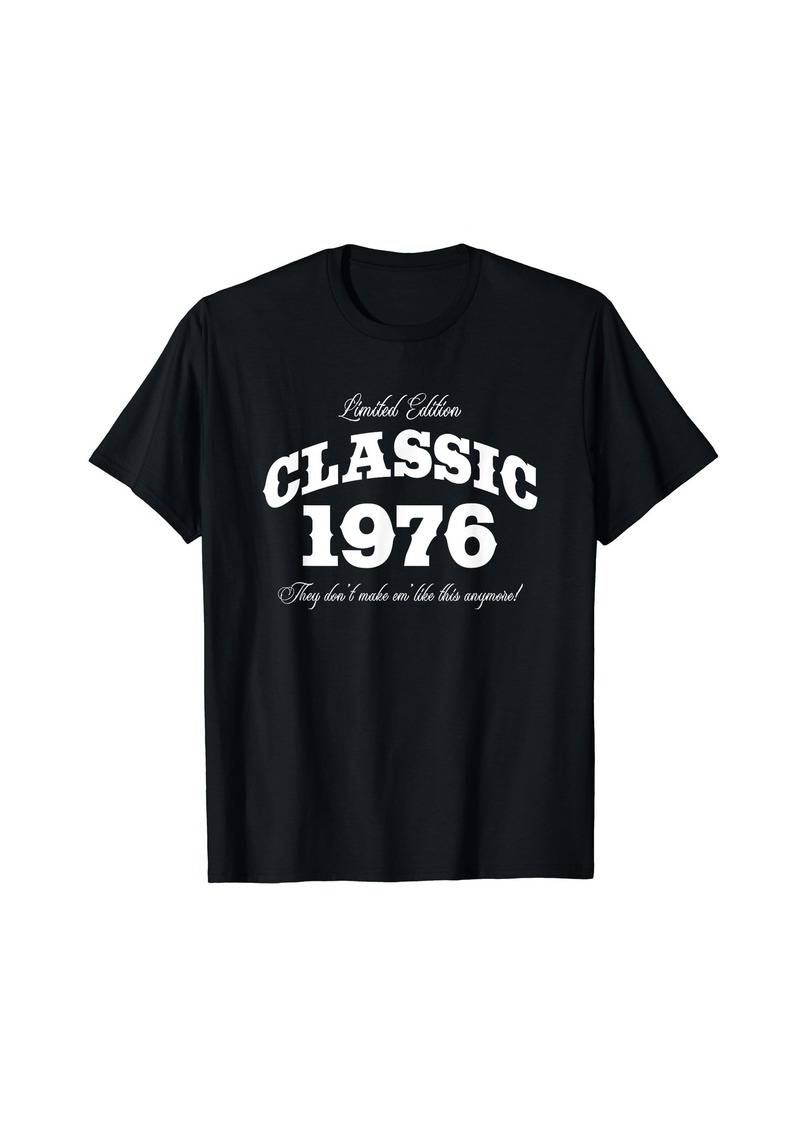 Born 48 Year Old: Vintage Classic Car 1976 48th Birthday T-Shirt