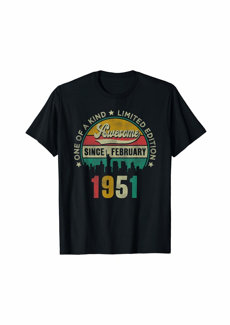 Retro 70 Years Old Gift Men Women Vintage February 1951 Gift T-Shirt
