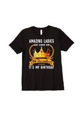 Amazing Women Are Born On 7th December Xmas Birthday Grandma Premium T-Shirt