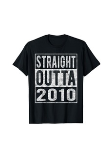 Straight Outta 2010 Fun Distressed Born 2010 Birthday Gift T-Shirt