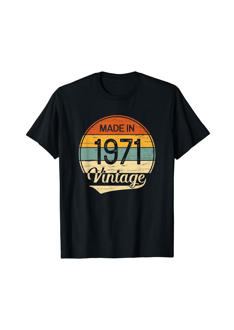 Born Vintage Made in 1971 Retro Birthday T-Shirt