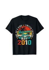 Born Vintage Awesome since May 2010 14th Birthday 14 Years Old T-Shirt