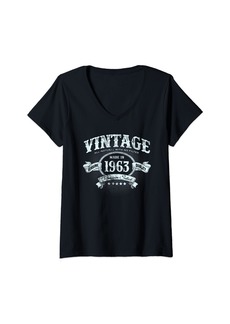 Womens Vintage Born In 1963 Classic 61st Birthday V-Neck T-Shirt