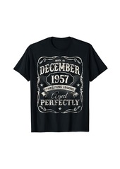 Vintage Born In December 1957 Classic 67th Birthday T-Shirt