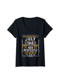 Born Womens 65 Years Old Made In July 1959 Vintage 65th Birthday Gifts V-Neck T-Shirt