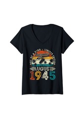 Born Womens Awesome Since August 1945 Vintage 79th Birthday Gift Men Dad V-Neck T-Shirt