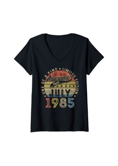 Born Womens Awesome Since July 1985 39 Years Old 39th Birthday Gifts Men V-Neck T-Shirt